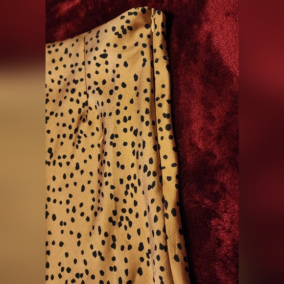 Nasty Gal Silky Satin Cheetah Spotted Animal Print Midi Skirt NWOT US 2 UK 6 - Picture 6 of 7